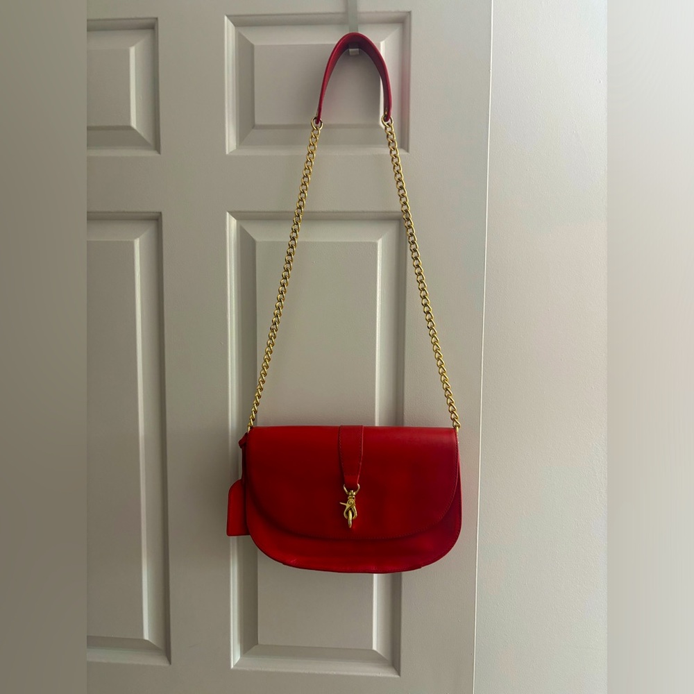 Badgley Mischka red shoulder bag